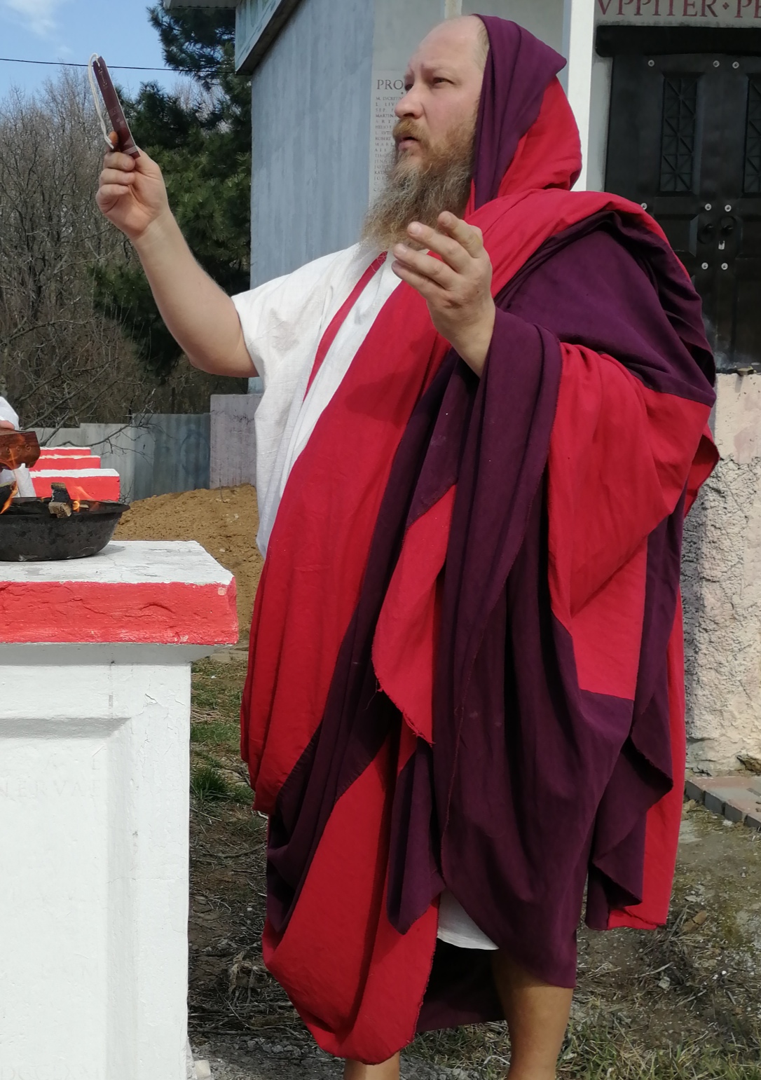 IMG_20230912_193108_675 Toga for auspiciums
