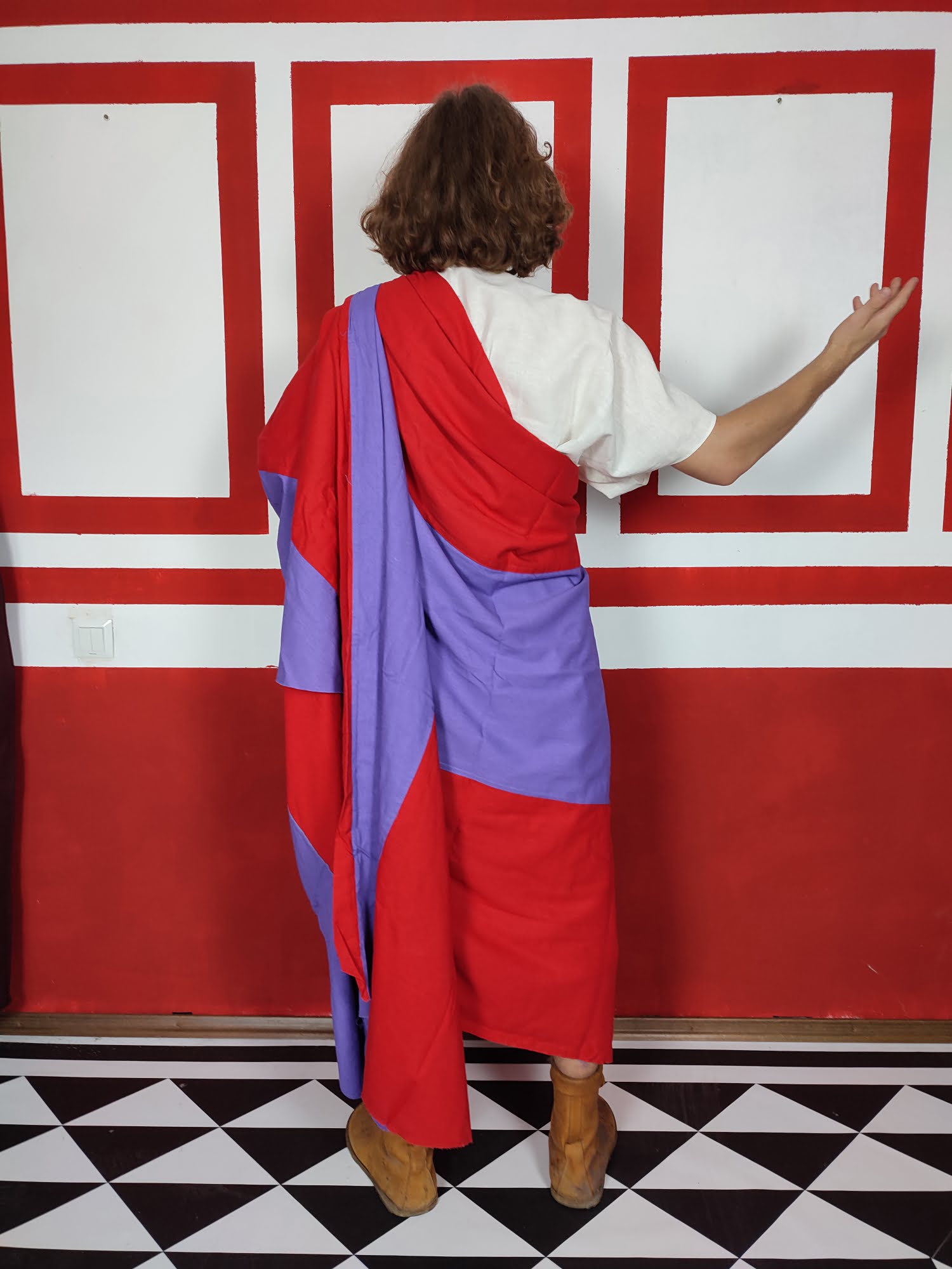 IMG_20230912_193108_675 roman augur priest clothes